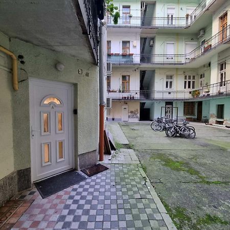 Cozy Family Apartment In Budapest Eksteriør bilde